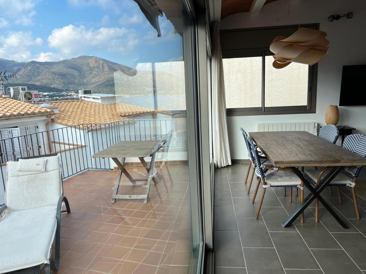 Big Family House In The Center Of El Port De La Selva Apartment Exterior photo